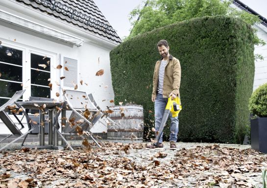 Zbavte se listí během podzimu pohodlně a rychle