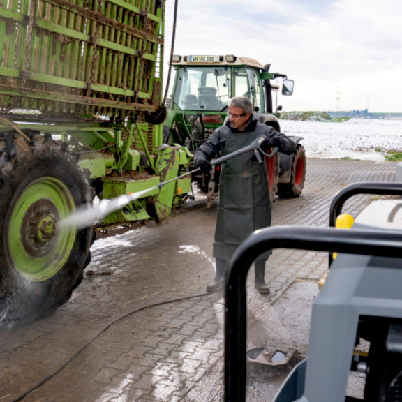 Robustní, stacionární