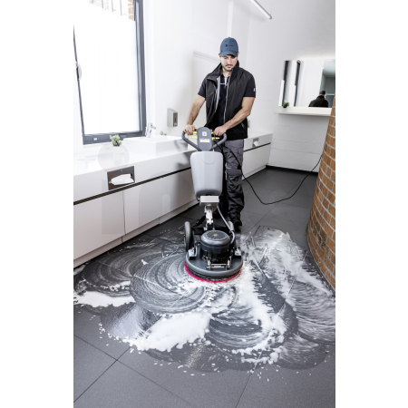 Podlahový mycí stroj s odsáváním KÄRCHER BDS 43/ Orbital C Spray 1.291-253.0