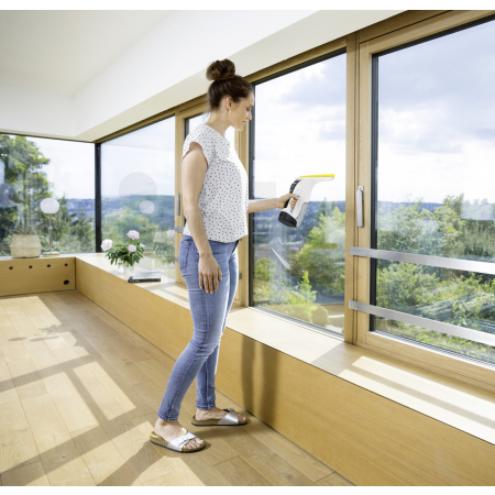 Sada KÄRCHER vibrační AKU čistič oken KV 4 Premium + AKU vysavač na okna WV 6 1.633-580.0
