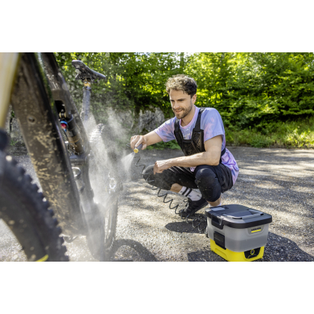 Mobilní bateriový nízkotlaký čistič KÄRCHER OC 4 1.599-350.0