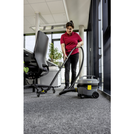 Vysavač na suché nečistoty KÄRCHER T 7/1 Classic Adv 1.527-212.0