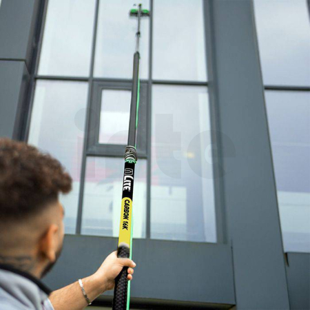 UNGER - nLITE karbon 16K teleskopická tyč, 7 dílů, 10 m, C100T