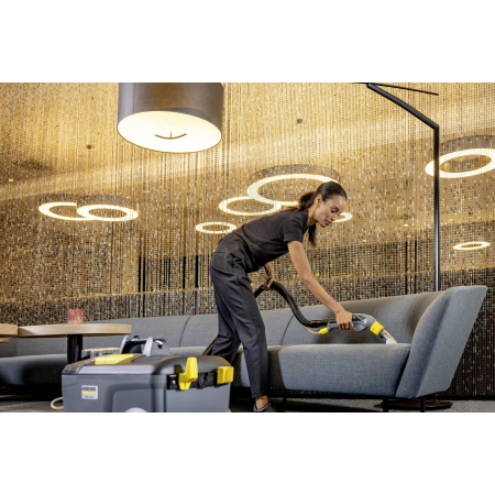 Čistič čalounění KÄRCHER Puzzi 10/1 Hand 1.100-138.0